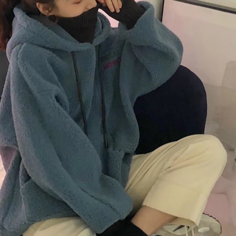 Winter 2020 New Women Autumn Loose Long Sleeve Lamb Plush Hoodies Korean Preppy Style Cotton Blend Warmth Casual Streetwear 
Winter 2020 New Women Autumn Loose Long Sleeve Lamb Plush Hoodies Korean Preppy Style Cotton Blend Warmth Casual Streetwear