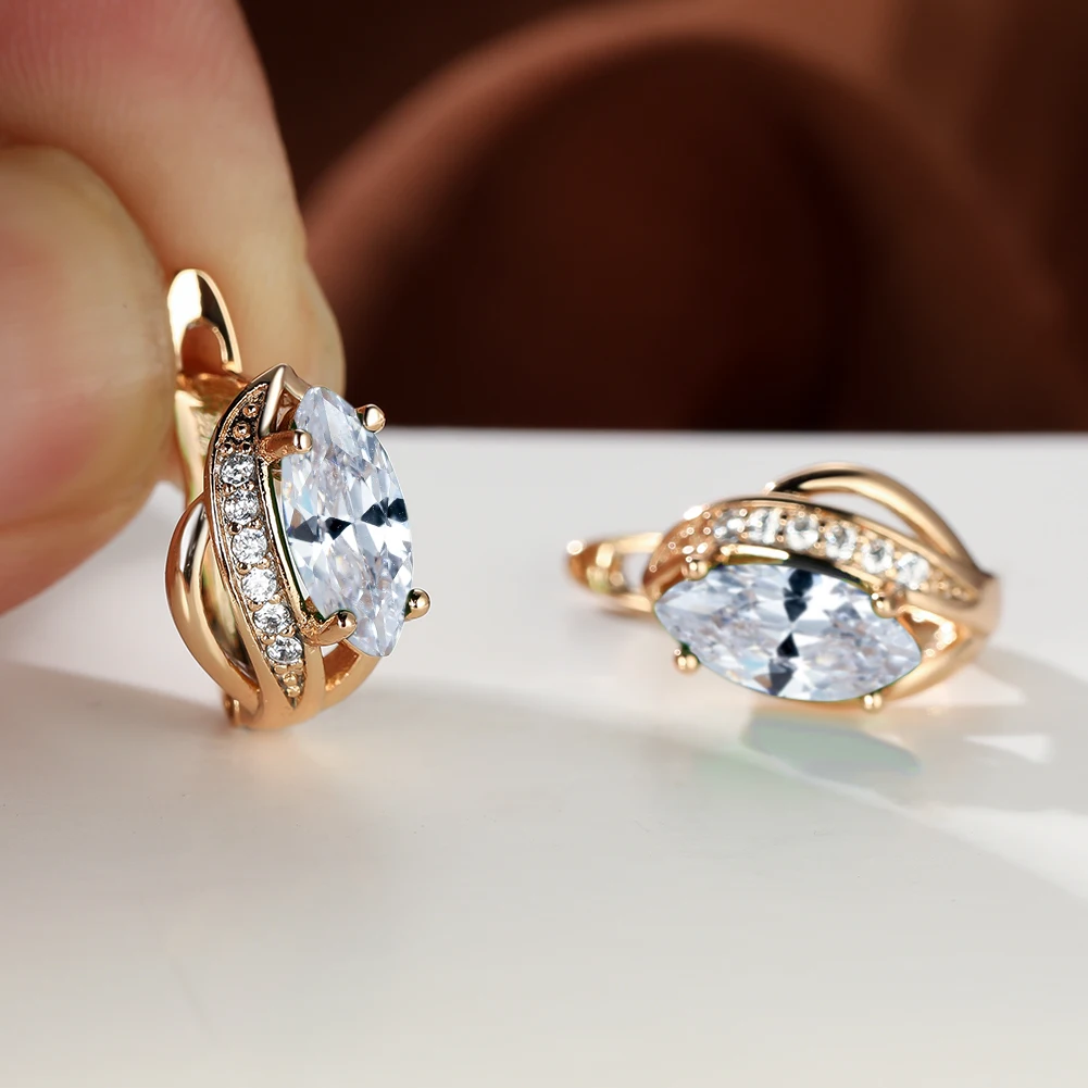 Creative Marquise Cut Rose Gold Earrings for Women White Emerald Purple Zircon Clips Earrings Luxury Anniversary Jewelry Gift
Creative Marquise Cut Rose Gold Earrings for Women White Emerald Purple Zircon Clips Earrings Luxury Anniversary Jewelry Gift
