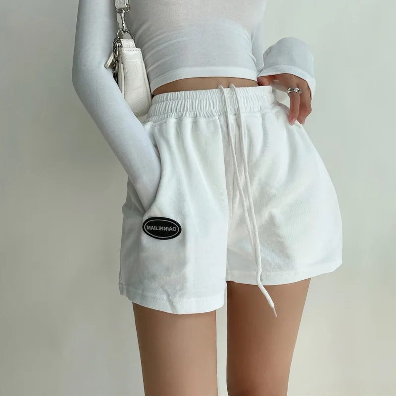 Шорты женские с высокой талией свободного покроя, тонкие спортивные повседневные Тренировочные Короткие шорты в Корейском стиле, пикантны...
Шорты женские с высокой талией свободного покроя, тонкие спортивные повседневные Тренировочные Короткие шорты в Корейском стиле, пикантны...