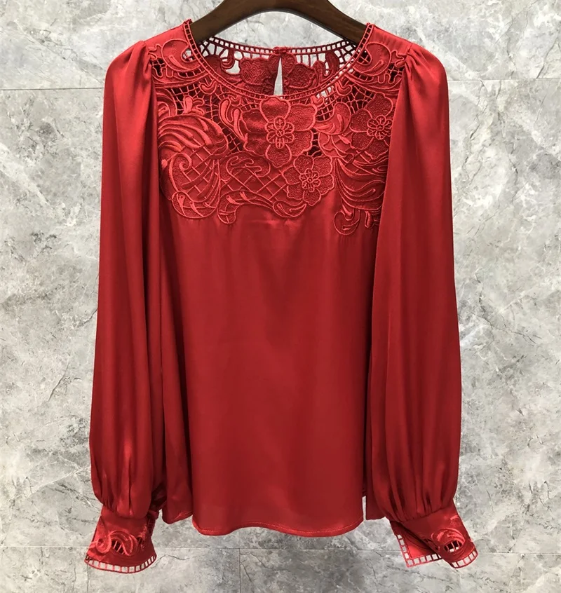 High Quality Silk Blouses 2022 Spring Summer Shirts Women Hollow Out Embroidery Long Sleeve White Black Red Elegant Blouse Femme
High Quality Silk Blouses 2022 Spring Summer Shirts Women Hollow Out Embroidery Long Sleeve White Black Red Elegant Blouse Femme
