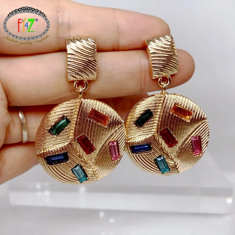 F.J4Z New Luxury Cocktail Earrings for Women Bohemian Colorful Stone Round Pendant Earrings Party Jewelry dropship
F.J4Z New Luxury Cocktail Earrings for Women Bohemian Colorful Stone Round Pendant Earrings Party Jewelry dropship