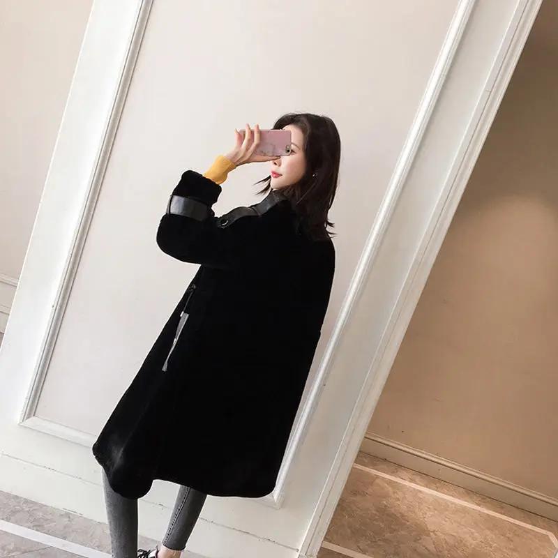 Fur Coat Gold Mink Velvet Coat Women's Coat Women's Leather and Fur in One Winter Coat Winter Clothes
Fur Coat Gold Mink Velvet Coat Women's Coat Women's Leather and Fur in One Winter Coat Winter Clothes