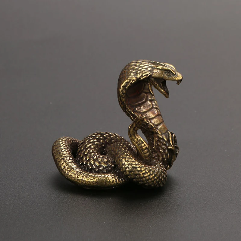 Antique Bronze Cobra Statue Ornament Zodiac Snake Miniature Figurines Copper Desktop Decoration Tea Pets Decor Accessories Craft
Antique Bronze Cobra Statue Ornament Zodiac Snake Miniature Figurines Copper Desktop Decoration Tea Pets Decor Accessories Craft
