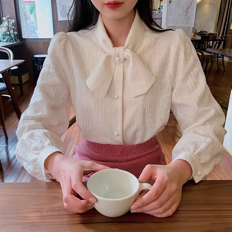 Женская рубашка 6801 #
Женская рубашка 6801 #