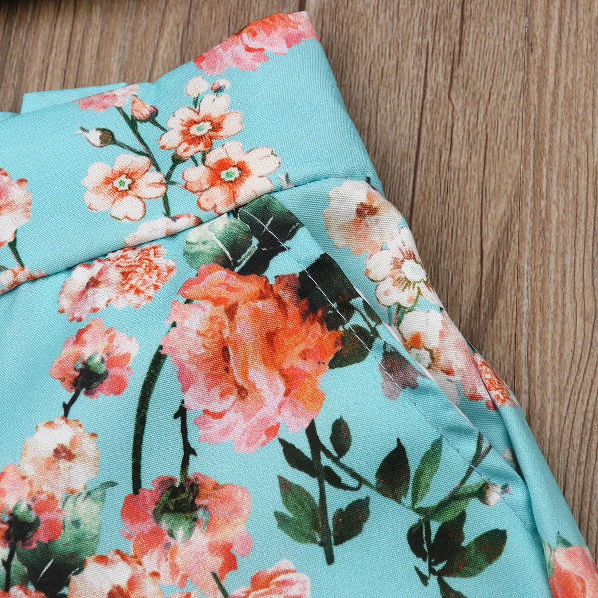 Summer Toddler Baby Girl Clothes Sets Floral Off Shoulder Crop Top Wide Pants 2Pcs Outfits Cotton Clothing 2-6Y
Summer Toddler Baby Girl Clothes Sets Floral Off Shoulder Crop Top Wide Pants 2Pcs Outfits Cotton Clothing 2-6Y