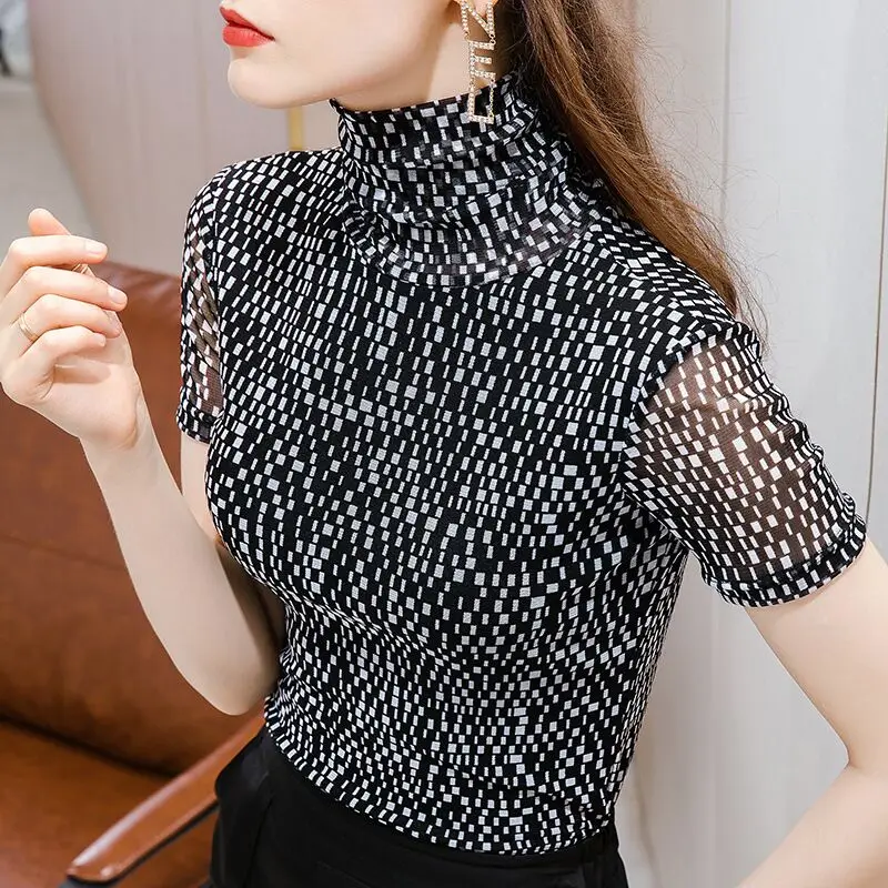 Net yarn bottoming shirt 2020 early autumn new inner short-sleeved t-shirt small shirt stretch tight high-neck t-shirt women
Net yarn bottoming shirt 2020 early autumn new inner short-sleeved t-shirt small shirt stretch tight high-neck t-shirt women
