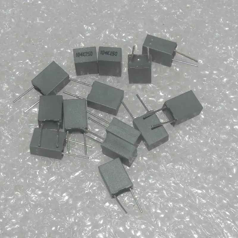 Original new 100% 250v0.1uf 100NF 104k C242E104K20C800 vertical coupling correction film capacitor (Inductor)
Original new 100% 250v0.1uf 100NF 104k C242E104K20C800 vertical coupling correction film capacitor (Inductor)