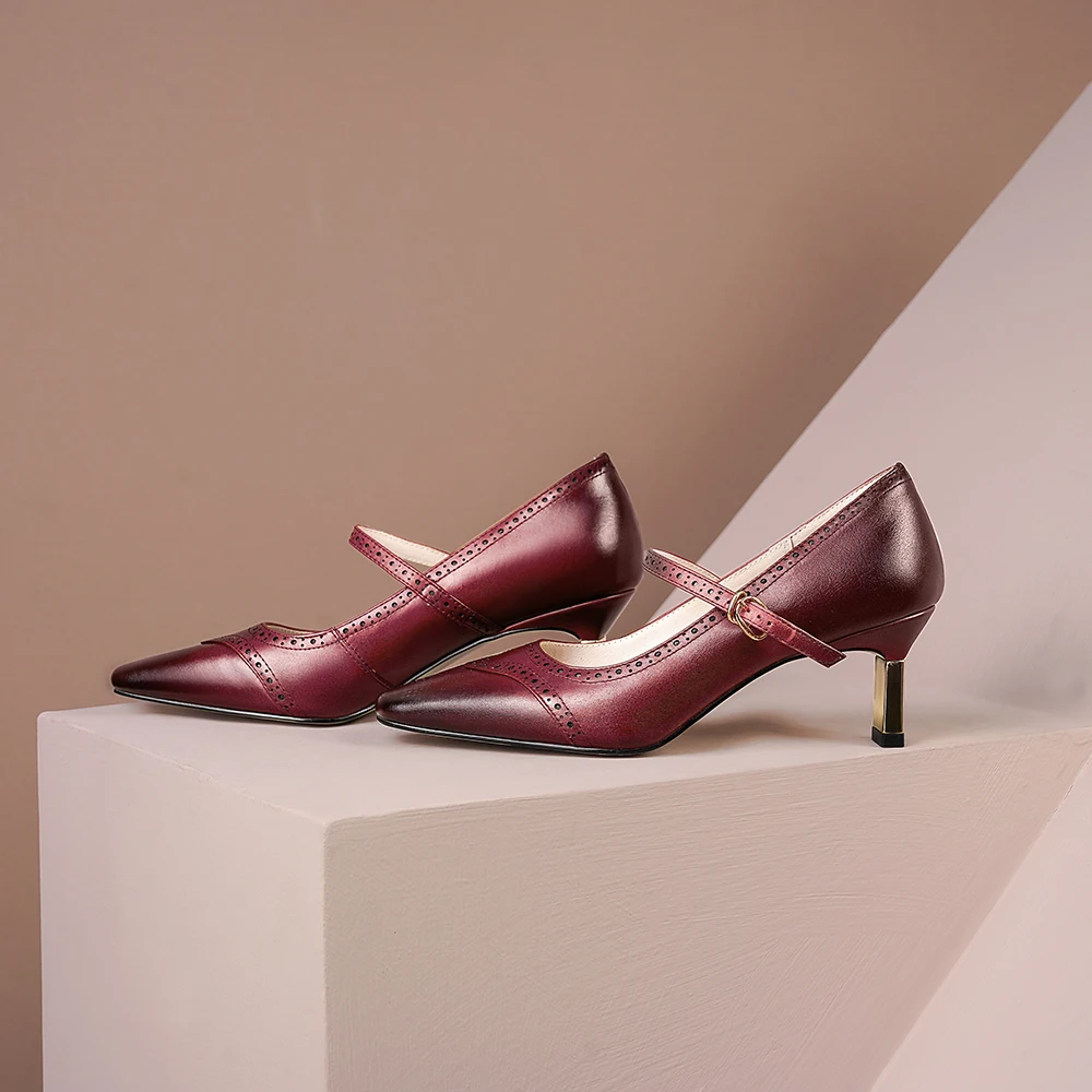 ISNOM 2021 Mary Janes Women Genuine Leather Pumps High Heels Square Toe Buckle Dress Retro Baroque Style Ladies Shoes
ISNOM 2021 Mary Janes Women Genuine Leather Pumps High Heels Square Toe Buckle Dress Retro Baroque Style Ladies Shoes