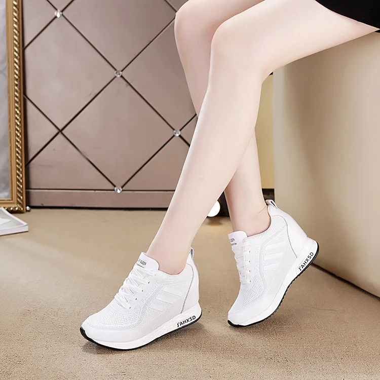 Women's Summer Sports Shoes White Tennis Female Wedge Casual Sneakers Women Platform Fashionable Leather Vulcanized Shoe Running
Women's Summer Sports Shoes White Tennis Female Wedge Casual Sneakers Women Platform Fashionable Leather Vulcanized Shoe Running