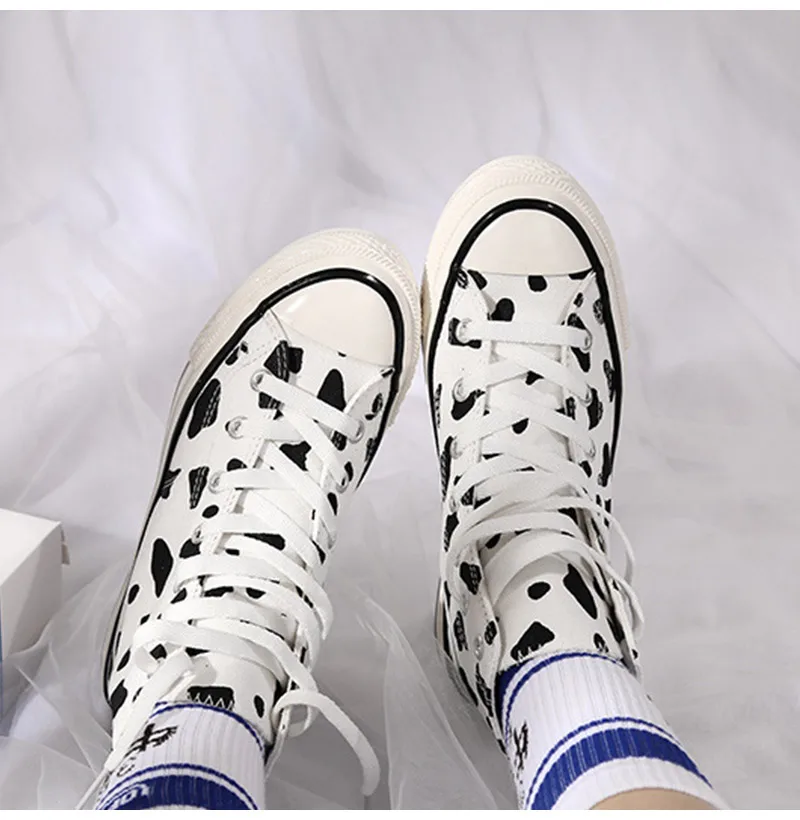 Woman Canvas Sneakers Women's Classic Flats Female Lace Up Cow Spot Shoes Women High-top Shoes Student 2021 Fashion
Woman Canvas Sneakers Women's Classic Flats Female Lace Up Cow Spot Shoes Women High-top Shoes Student 2021 Fashion