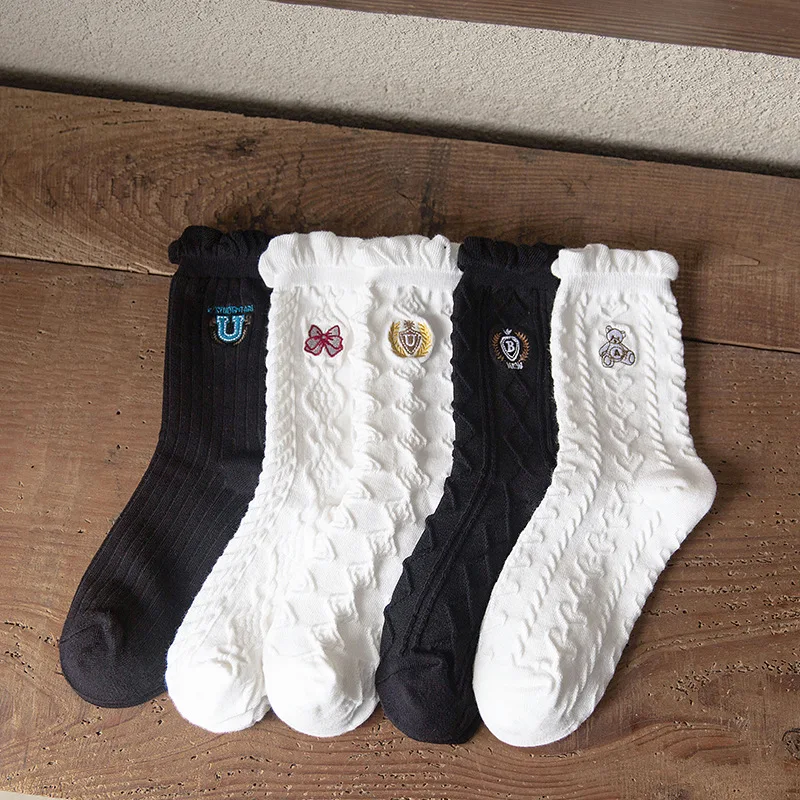 Autumn Winter Sweet Embroidery Cartoon Bear Cotton Socks Female Bubble Mouth White Socks Female Mid-tube Sweet Style Lolita Sock
Autumn Winter Sweet Embroidery Cartoon Bear Cotton Socks Female Bubble Mouth White Socks Female Mid-tube Sweet Style Lolita Sock