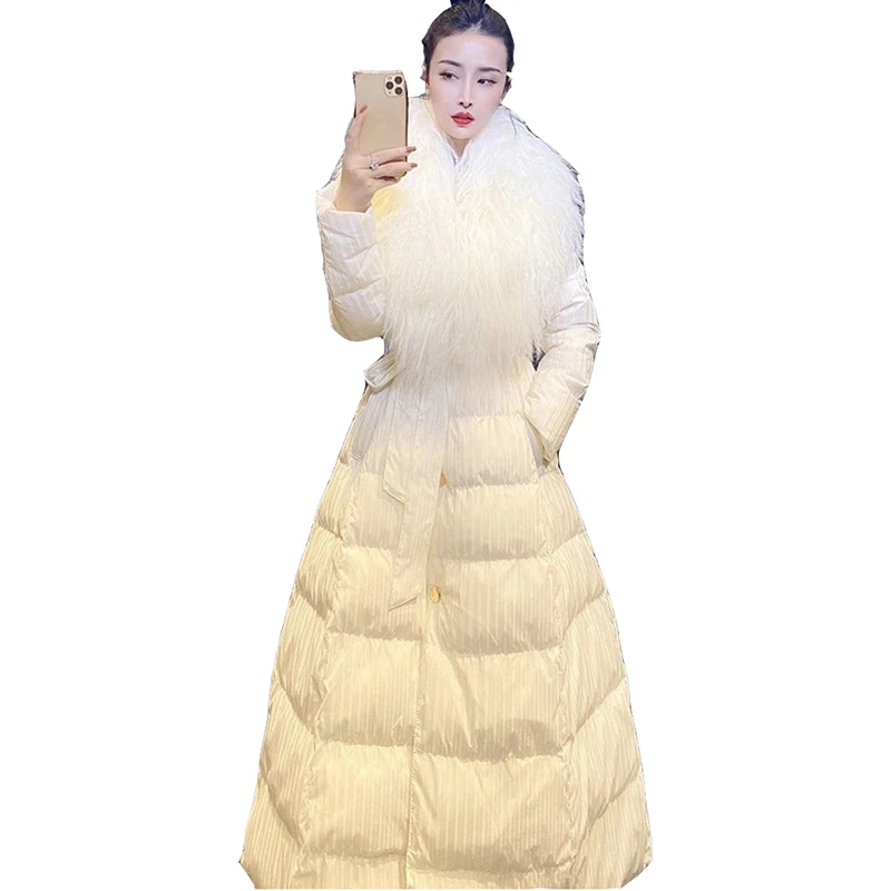 Parkas 2023 New Winter Fashion 90 White Duck Down Warm Women Down Jacket High Quality Beach Wool Collar Women Down Jacket NBH503
Parkas 2023 New Winter Fashion 90 White Duck Down Warm Women Down Jacket High Quality Beach Wool Collar Women Down Jacket NBH503