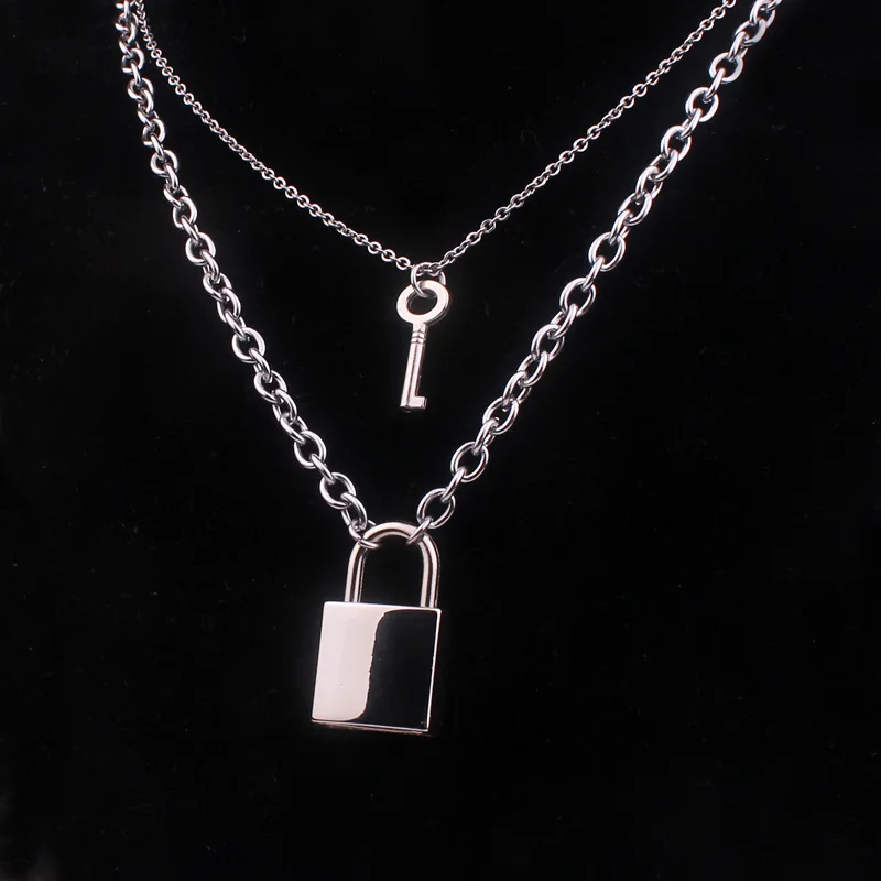 New 2020 stainless steel chains punk padlock necklaces for women rock hiphop key lock necklace men chic gifts
New 2020 stainless steel chains punk padlock necklaces for women rock hiphop key lock necklace men chic gifts
