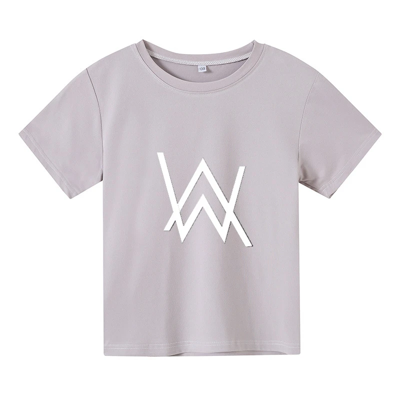 New brand summer men's cotton loose short-sleeved handsome fashion casual men's T-shirt sports men's Alan Walker top 
New brand summer men's cotton loose short-sleeved handsome fashion casual men's T-shirt sports men's Alan Walker top