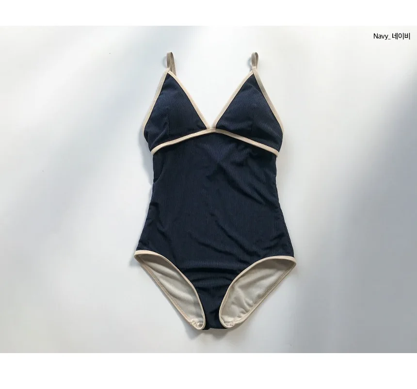 Ins Hot Selling One Piece Swimsuit for Women Korean Retro Fashion Female Swimwear
Ins Hot Selling One Piece Swimsuit for Women Korean Retro Fashion Female Swimwear