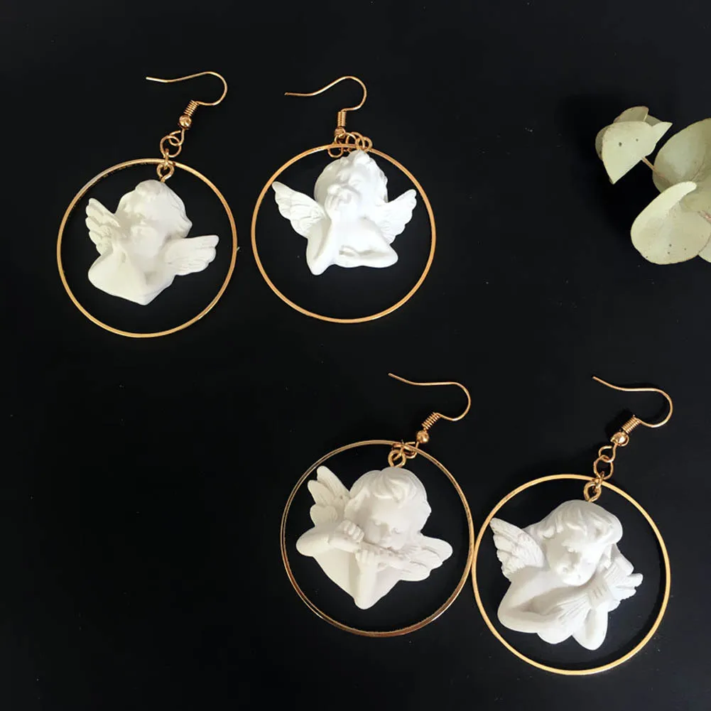 New Harajuku Cute Cupid Angel Pendant Drop Earring, Round Gold Metal Punk Chain Jewelry for Cool Women Friendship Girl Gifts
New Harajuku Cute Cupid Angel Pendant Drop Earring, Round Gold Metal Punk Chain Jewelry for Cool Women Friendship Girl Gifts