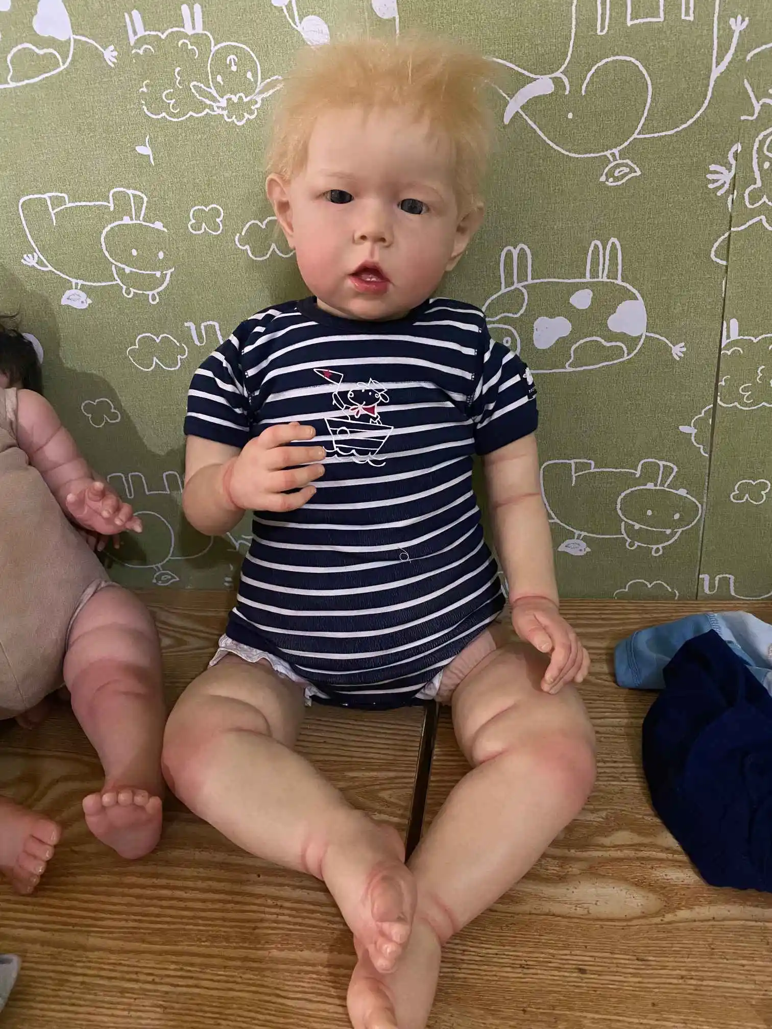 Кукла-младенец FBB 70 см, кукла-младенец, Лиам, с ручной вставкой, волосы большого размера, высококачественная коллекционная Художественная ку...
Кукла-младенец FBB 70 см, кукла-младенец, Лиам, с ручной вставкой, волосы большого размера, высококачественная коллекционная Художественная ку...