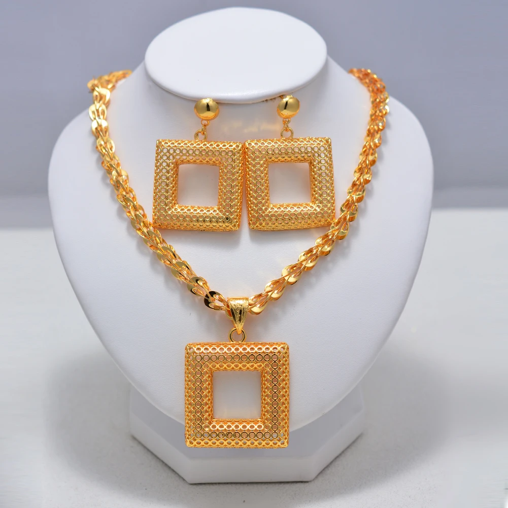Dubai Arab Africa Gold Color jewelry set Pendant Necklace Earrings Sets Women Girl Jewelries Papua New Guinea Beads Jewelry Set
Dubai Arab Africa Gold Color jewelry set Pendant Necklace Earrings Sets Women Girl Jewelries Papua New Guinea Beads Jewelry Set