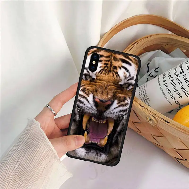 King of the forest horror animal tiger Phone Case for iPhone 11 12 pro XS MAX 8 7 6 6S Plus X 5S SE 2020 XR
King of the forest horror animal tiger Phone Case for iPhone 11 12 pro XS MAX 8 7 6 6S Plus X 5S SE 2020 XR