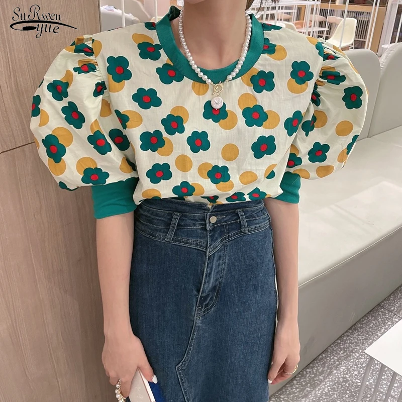 Vintage Summer 2021 Woman Blouses Korean Chic Floral Print Puff Short Sleeve Shirt Women Fashion O-Neck Loose Tops Blusas 14195
Vintage Summer 2021 Woman Blouses Korean Chic Floral Print Puff Short Sleeve Shirt Women Fashion O-Neck Loose Tops Blusas 14195