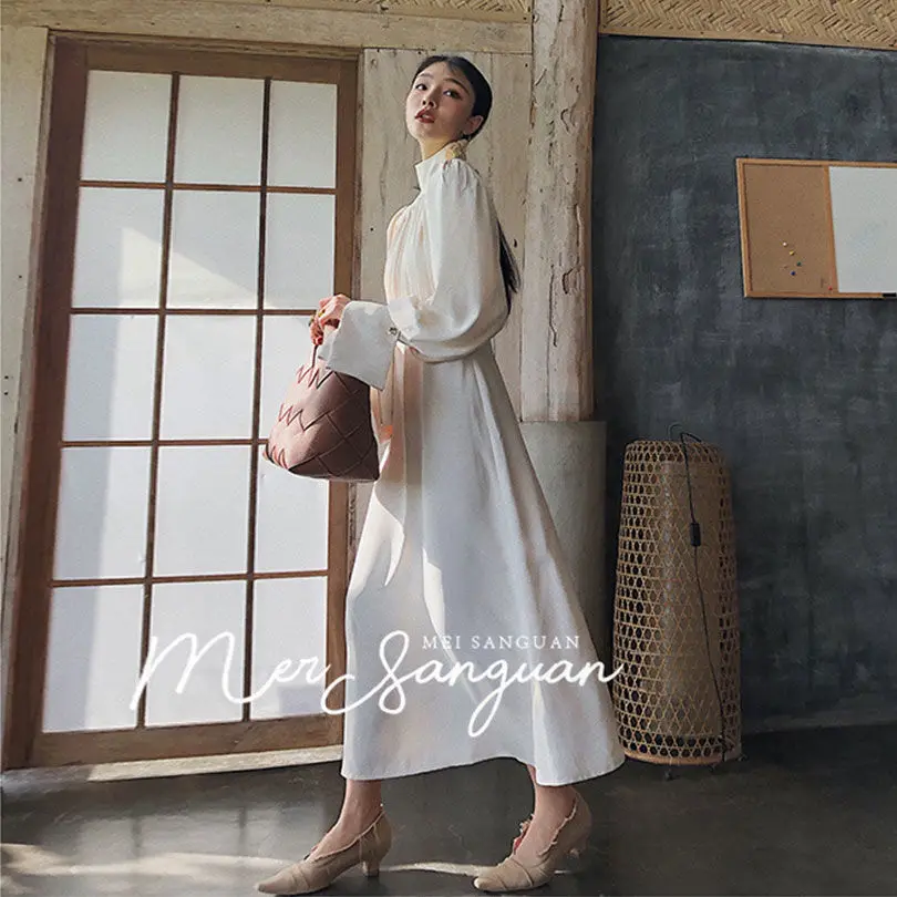 White Elegant Dress Women autumn Turtlneck Vintage Retro Dress Female Casual Korean One-piece Dress Fall 2020 Women Clothing
White Elegant Dress Women autumn Turtlneck Vintage Retro Dress Female Casual Korean One-piece Dress Fall 2020 Women Clothing