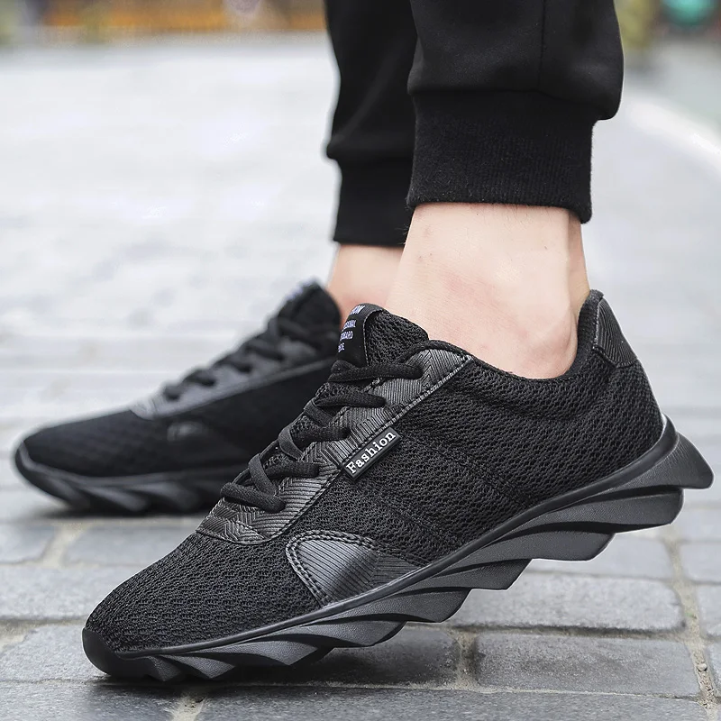 Красовки новая дышащая мужская повседневная обувь летние светильник мягкие мужские Сникеры; Сезон лето; Модные кроссовки для Мужская обувь... 
Красовки новая дышащая мужская повседневная обувь летние светильник мягкие мужские Сникеры; Сезон лето; Модные кроссовки для Мужская обувь...