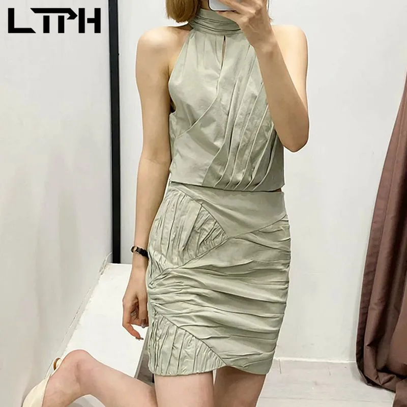 LTPH vintage slim two piece set women Pleat design Hanging neck top simple sexy Folds Package Hip Skirt sets 2021 summer new
LTPH vintage slim two piece set women Pleat design Hanging neck top simple sexy Folds Package Hip Skirt sets 2021 summer new