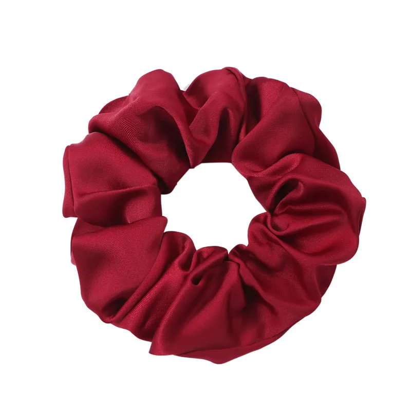 Korean retro forest large intestine hair ring temperament simple ins net red hair rope girl tie ponytail hair accessories 
Korean retro forest large intestine hair ring temperament simple ins net red hair rope girl tie ponytail hair accessories