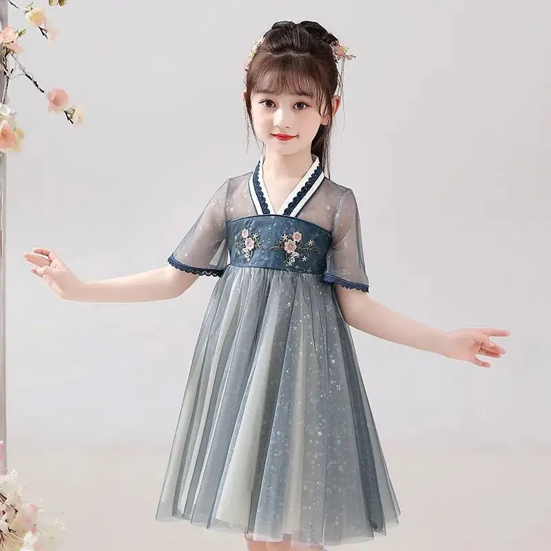Girls' Hanfu summer dress 2021 new dress children's ancient dress Chinese style Ru skirt Tang dress women's skirt summer
Girls' Hanfu summer dress 2021 new dress children's ancient dress Chinese style Ru skirt Tang dress women's skirt summer
