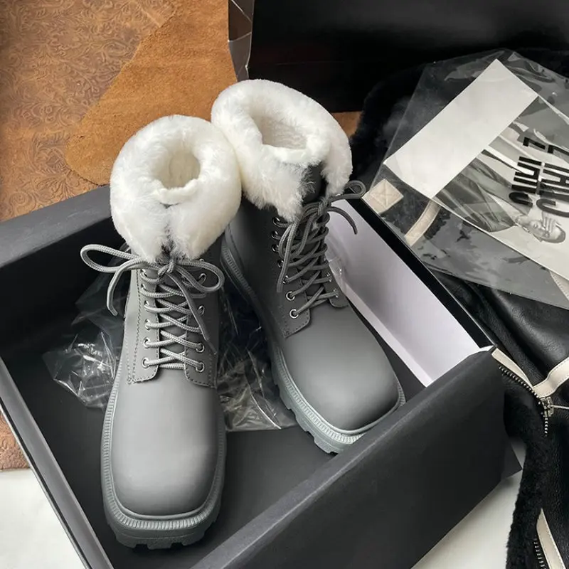 ZawsThia Genuine Cow Natural Leather Grey Army Boots Platform Chunky Heels Warm Fur Plush Lined Winter Womens Martin Snow Boots
ZawsThia Genuine Cow Natural Leather Grey Army Boots Platform Chunky Heels Warm Fur Plush Lined Winter Womens Martin Snow Boots