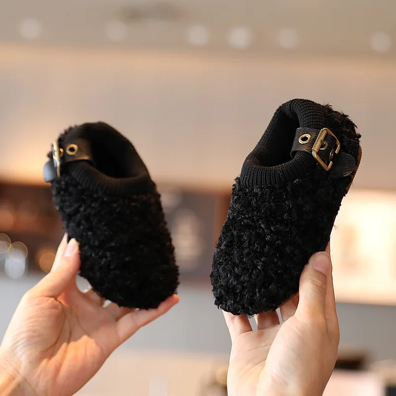 Kids Fashion Flats Warm 2021 Winter Boys Solid Moccasin Shoes Soft Girls Casual Shoes Hairy Children Cotton-padded Shoes 21-30
Kids Fashion Flats Warm 2021 Winter Boys Solid Moccasin Shoes Soft Girls Casual Shoes Hairy Children Cotton-padded Shoes 21-30