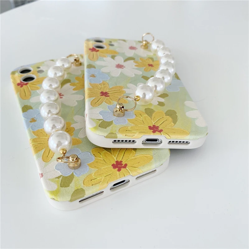 Cute Flower Pearl Chain Phone Case For iPhone 11 Pro Max X XS Max XR 8 7 Plus 12 Pro Max Back Cover
Cute Flower Pearl Chain Phone Case For iPhone 11 Pro Max X XS Max XR 8 7 Plus 12 Pro Max Back Cover