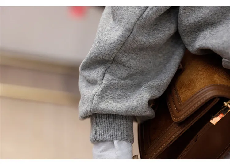 Women Full Zipper Hooded Sweatshirt Long Sleeve Solid Loose Casual Jogging Hoodie Coat with Pockets
Women Full Zipper Hooded Sweatshirt Long Sleeve Solid Loose Casual Jogging Hoodie Coat with Pockets