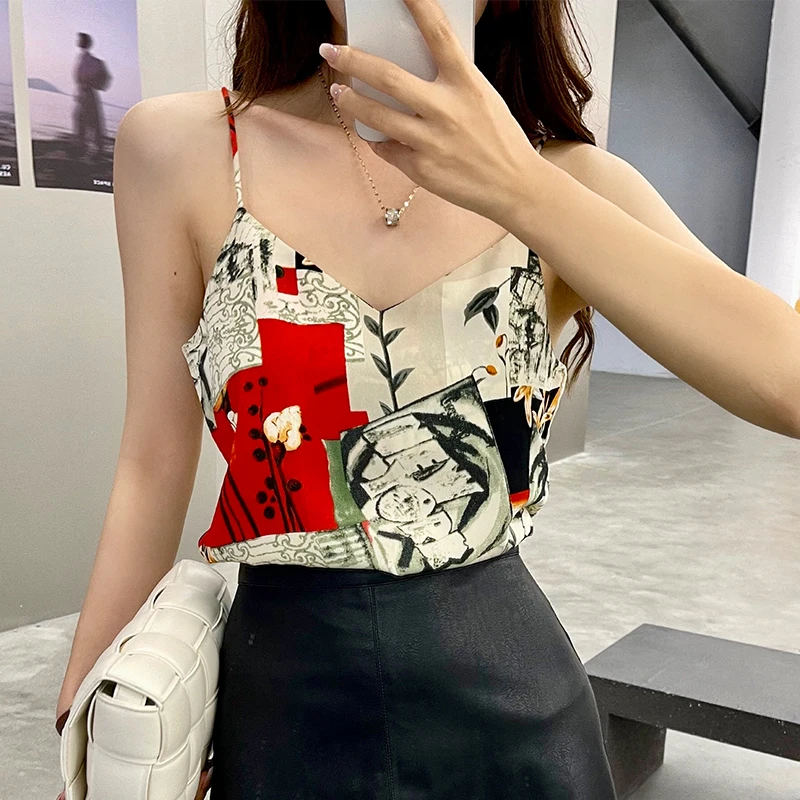 PIaid pattern printing Camisole Spaghetti Strap V Neck Tank Tops Women Sleeveless Satin Silky Camisole summer y2k tops
PIaid pattern printing Camisole Spaghetti Strap V Neck Tank Tops Women Sleeveless Satin Silky Camisole summer y2k tops