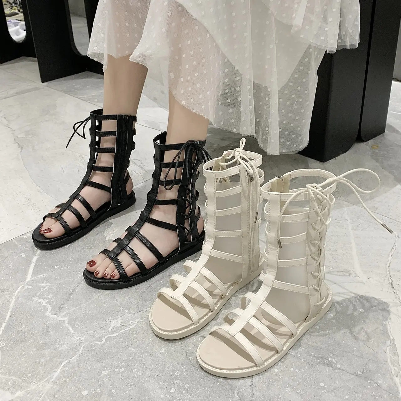 Roman sandals female summer 2021 new net red fashion wild cross strap fashion flat hollow high-top sandals
Roman sandals female summer 2021 new net red fashion wild cross strap fashion flat hollow high-top sandals