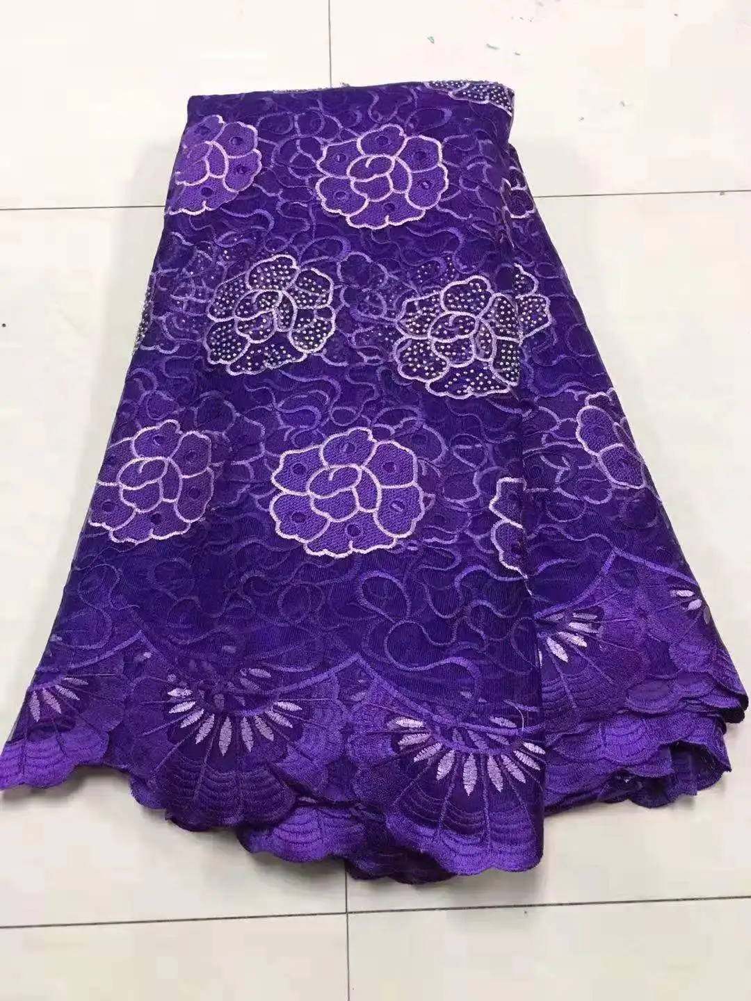 Hot Sale African Cotton Swiss Voile Lace Fabric High Quality With Stones Swiss Voile Lace In Switzerland African Lace Fabric
Hot Sale African Cotton Swiss Voile Lace Fabric High Quality With Stones Swiss Voile Lace In Switzerland African Lace Fabric