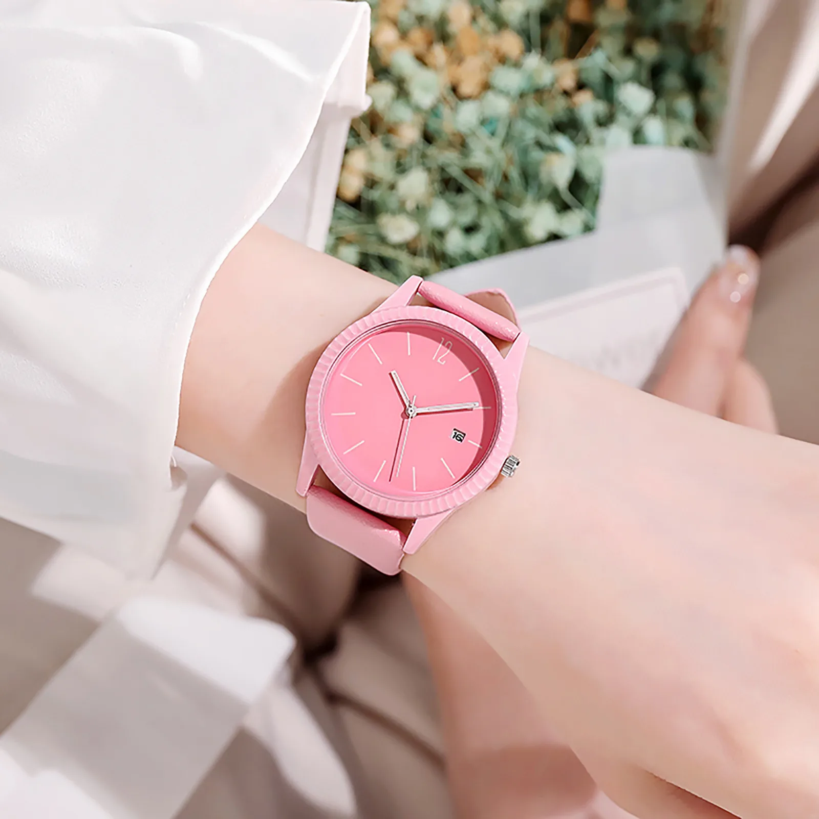 Exquisite ladies watches fashion waterproof luminous multifunctional quartz analog watches ladies luxury watches
Exquisite ladies watches fashion waterproof luminous multifunctional quartz analog watches ladies luxury watches
