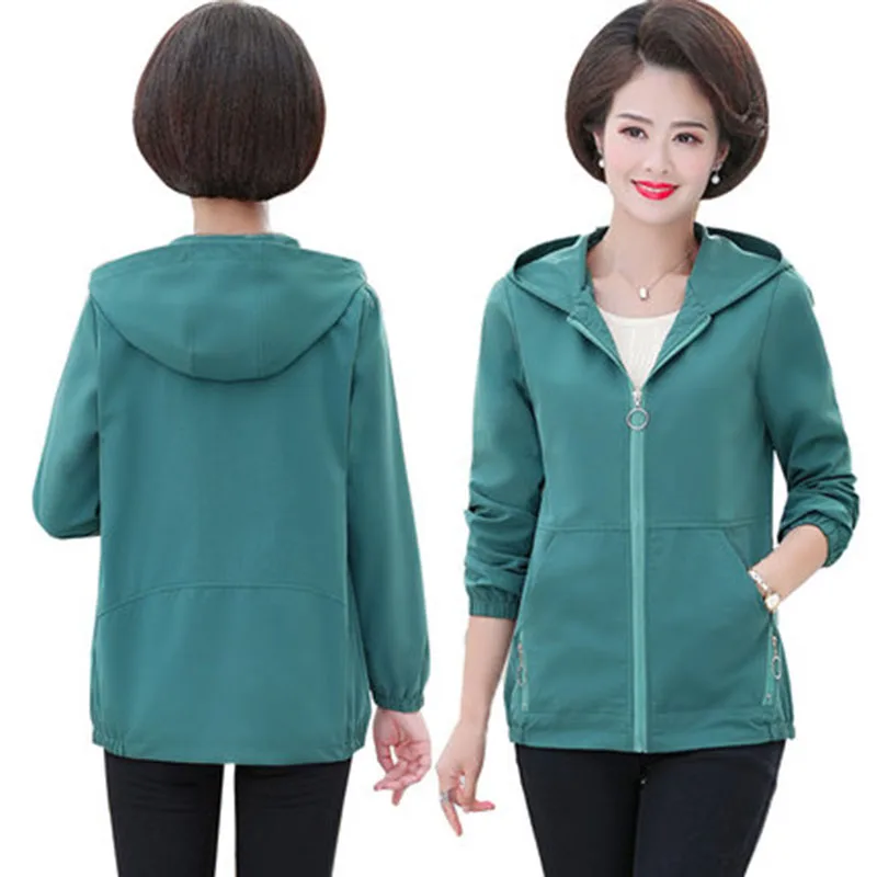 New Middle-aged Women's Windbreaker Coat Autumn Hooded Short Coat Female Trench Coat Outerwear Gabardina Mujer 5XL
New Middle-aged Women's Windbreaker Coat Autumn Hooded Short Coat Female Trench Coat Outerwear Gabardina Mujer 5XL