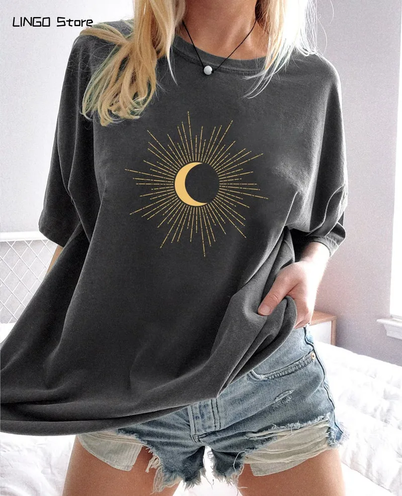 2021 Black O -Neck Casual Short Sleeve Women Tshirts Loose Streetwear Sun Print Spring Fashion Style Female Tees Fashion
2021 Black O -Neck Casual Short Sleeve Women Tshirts Loose Streetwear Sun Print Spring Fashion Style Female Tees Fashion