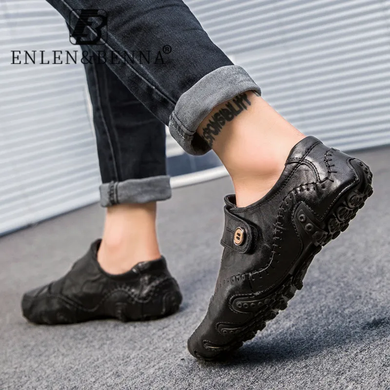 2021 Men's Casual Loafers Shoes Genuine Leather Moccasins Breathable Soft Slip-on Shoes Male Winter Driving Footwear Big Size 48 
2021 Men's Casual Loafers Shoes Genuine Leather Moccasins Breathable Soft Slip-on Shoes Male Winter Driving Footwear Big Size 48