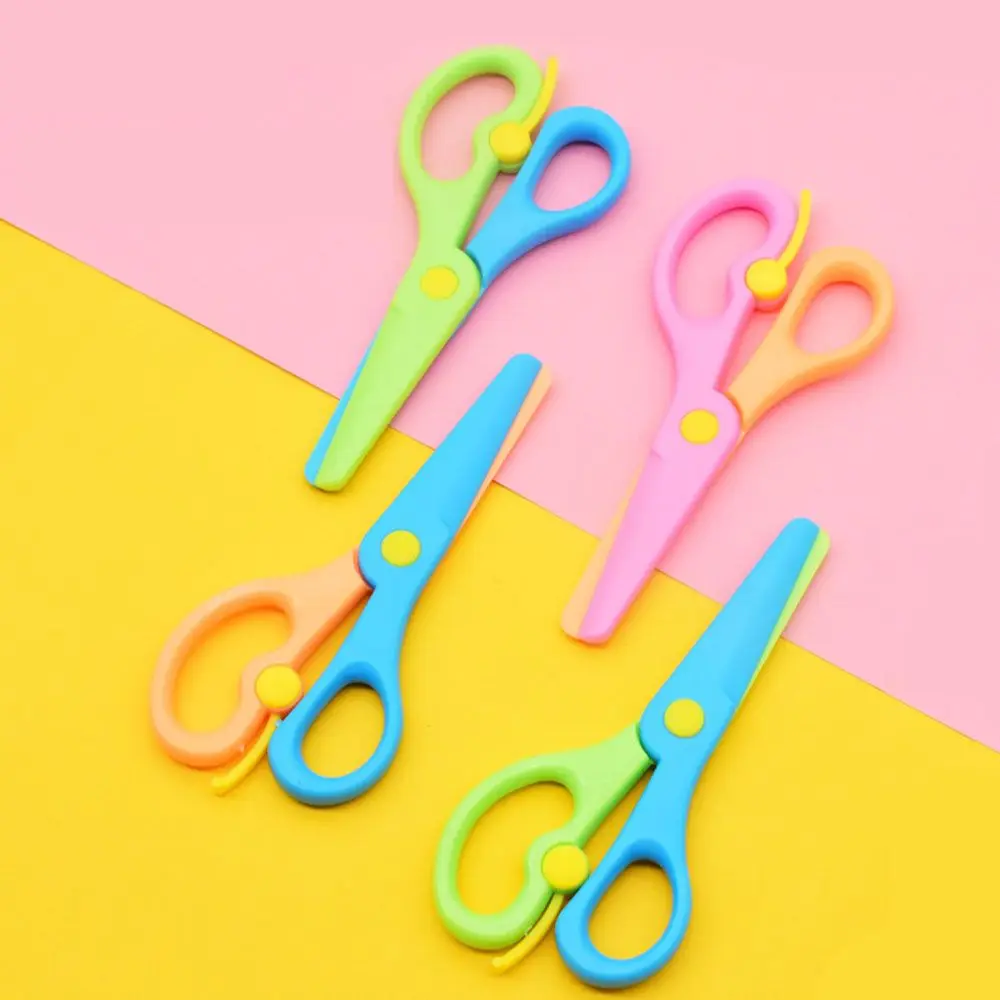 New 1 Pcs Mini Safety Round Head Plastic Scissors Student Kids Paper Cutting Minions Supplies for Kindergarten School
New 1 Pcs Mini Safety Round Head Plastic Scissors Student Kids Paper Cutting Minions Supplies for Kindergarten School