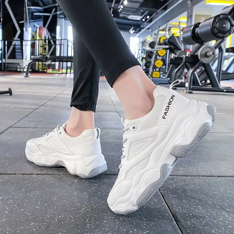 2021 Summer Woman Lace Up Vulcanized Shoes Platform breathtable Sneakers Women Casual Shoes outside sports shoes
2021 Summer Woman Lace Up Vulcanized Shoes Platform breathtable Sneakers Women Casual Shoes outside sports shoes