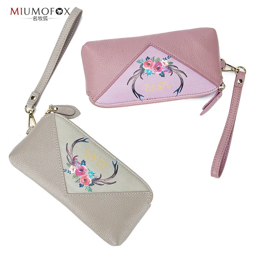 2019 New Fashion Casual Genuine Leather Women Wallets Long purse female zipper wristlet strap long purse Printed clutch W344
2019 New Fashion Casual Genuine Leather Women Wallets Long purse female zipper wristlet strap long purse Printed clutch W344