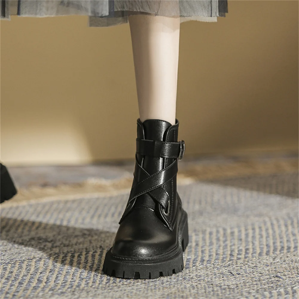 Winter Women Martens Boots Thick Bottom Casual Motorcycle Boots Female High Quality Spring Autumn All-match Single Shoes
Winter Women Martens Boots Thick Bottom Casual Motorcycle Boots Female High Quality Spring Autumn All-match Single Shoes