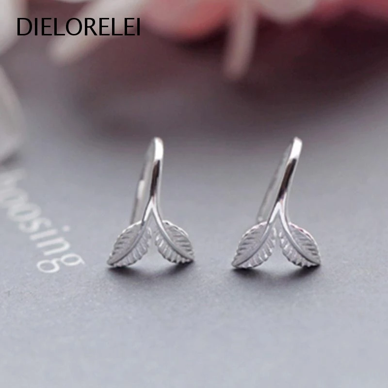 DIELORELEI 925 Sterling Silver Light Luxury Niche Girls Prevent Allergy Hoop Earrings Eliminates Metal Allergies Jewelry Style
DIELORELEI 925 Sterling Silver Light Luxury Niche Girls Prevent Allergy Hoop Earrings Eliminates Metal Allergies Jewelry Style