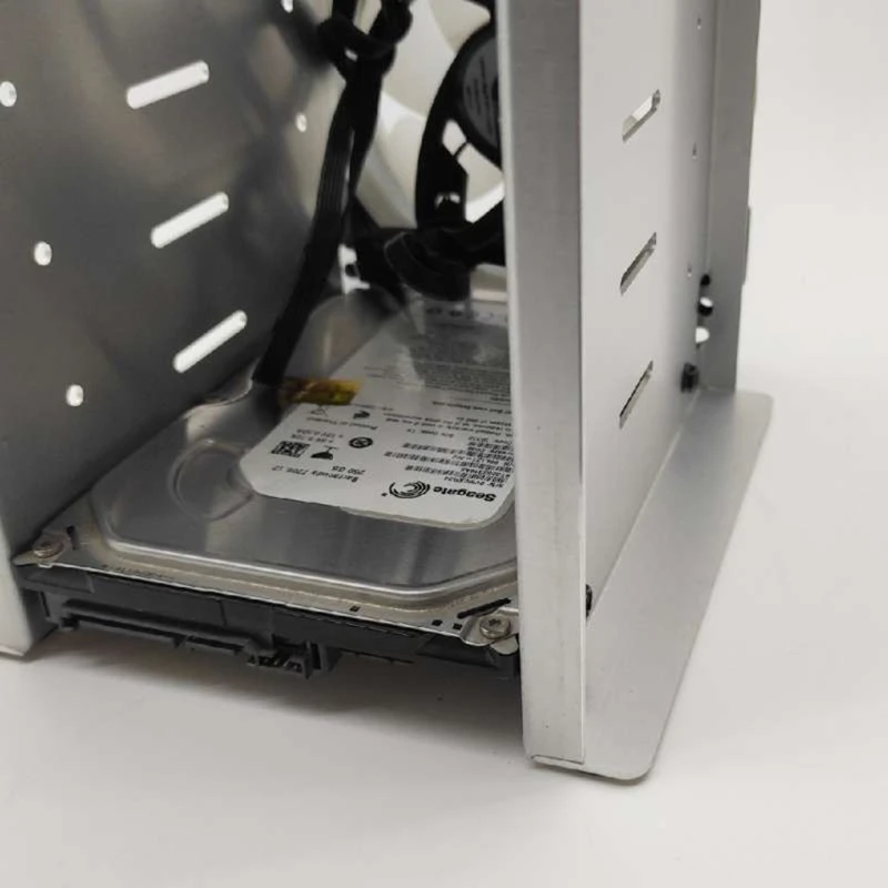 P8DF 10 секций 2,5-дюймовый HDD SSD жесткий диск переносной кронштейн полностью алюминиевый Alloly с 4.72in Охлаждающие вентиляторы корпус для жесткого ...
P8DF 10 секций 2,5-дюймовый HDD SSD жесткий диск переносной кронштейн полностью алюминиевый Alloly с 4.72in Охлаждающие вентиляторы корпус для жесткого ...