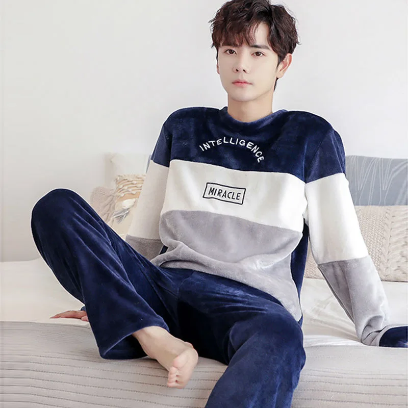 Coral Fleece Lingerie Men's Winter Long-sleeved Round Neck Sleepwear Large Size Pajamas Cartoon Nightie Home Clothes 2-piece Set
Coral Fleece Lingerie Men's Winter Long-sleeved Round Neck Sleepwear Large Size Pajamas Cartoon Nightie Home Clothes 2-piece Set