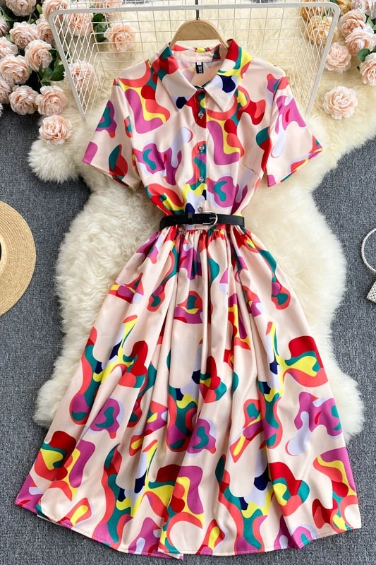 European station women's wear 2021 new fashion design sense niche palette styling high-end temperament dress woman Bohemian
European station women's wear 2021 new fashion design sense niche palette styling high-end temperament dress woman Bohemian
