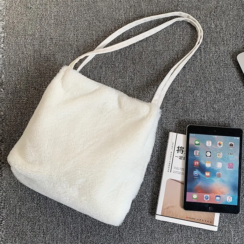 2020 New Plush Women Shoulder Bags Korean Fashion Female Students Handbag Cotton Cloth Fabric Shopping Bag Girls Beach Tote Bags
2020 New Plush Women Shoulder Bags Korean Fashion Female Students Handbag Cotton Cloth Fabric Shopping Bag Girls Beach Tote Bags