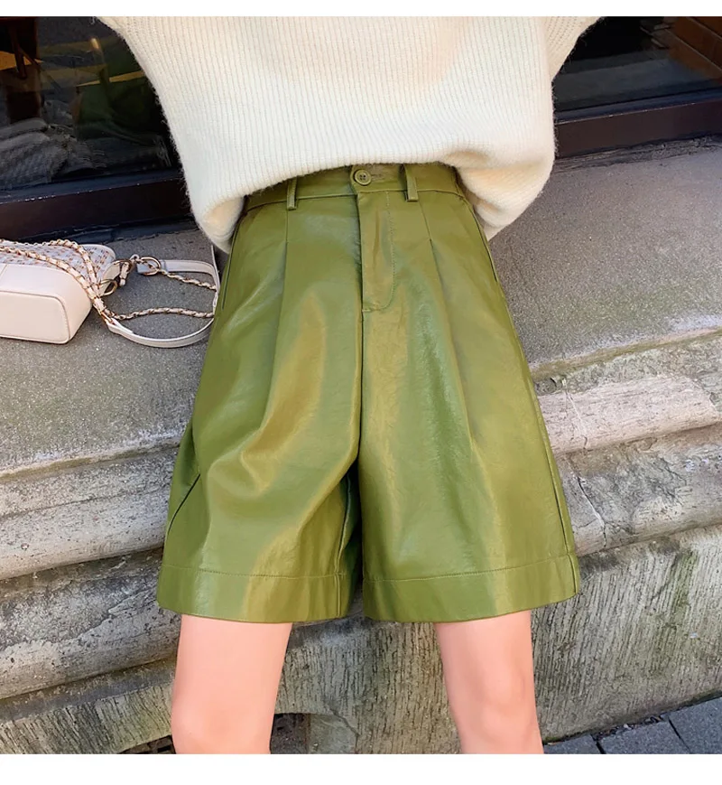 2020 Fashion PU Leather Shorts Women's Autumn Summer Bermuda Elastic Waist Loose Five Points Leather Trouser Plus Size Shorts
2020 Fashion PU Leather Shorts Women's Autumn Summer Bermuda Elastic Waist Loose Five Points Leather Trouser Plus Size Shorts